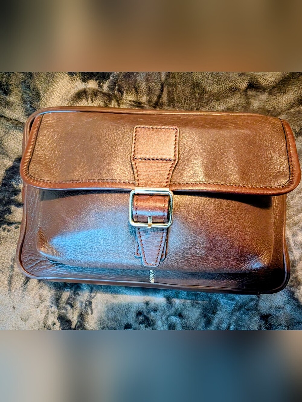 Burberry Vintage Classic Brown Leather Wristlet Clutch Interior Plaid Beautiful